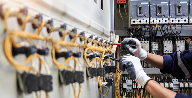 Professional Electrician technician working in Dublin, CA